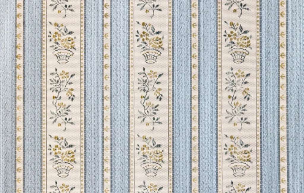 <Бумажные обои